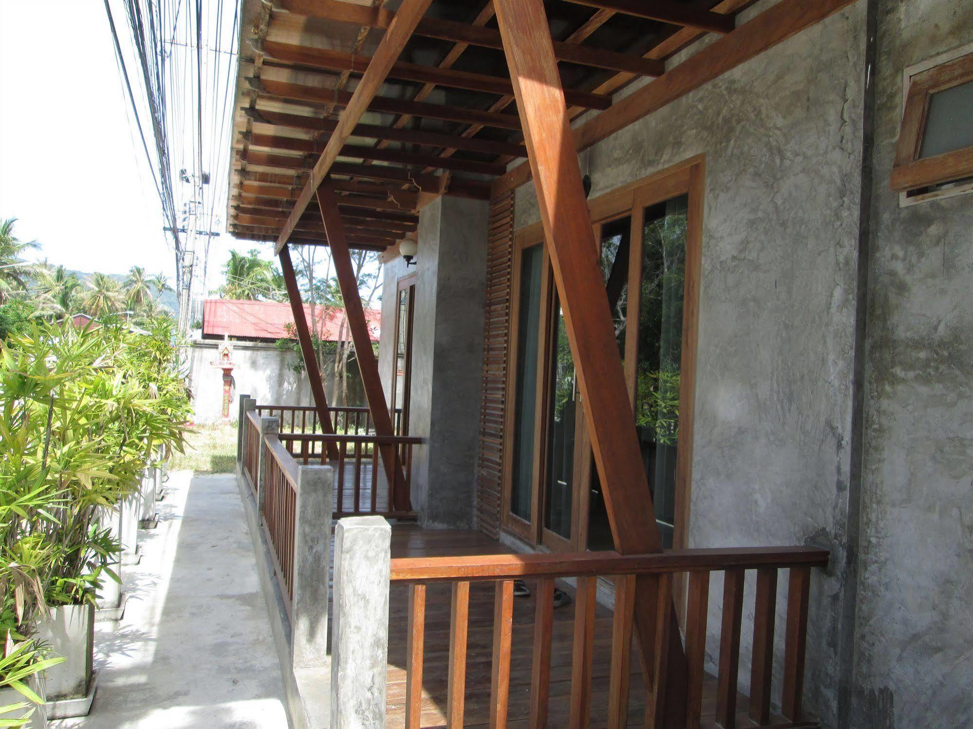 พะงัน ปาล์มบีช รีสอร์ต แอนด์ เรสเทอรองต์ Hotel เกาะพะงัน ภายนอก รูปภาพ