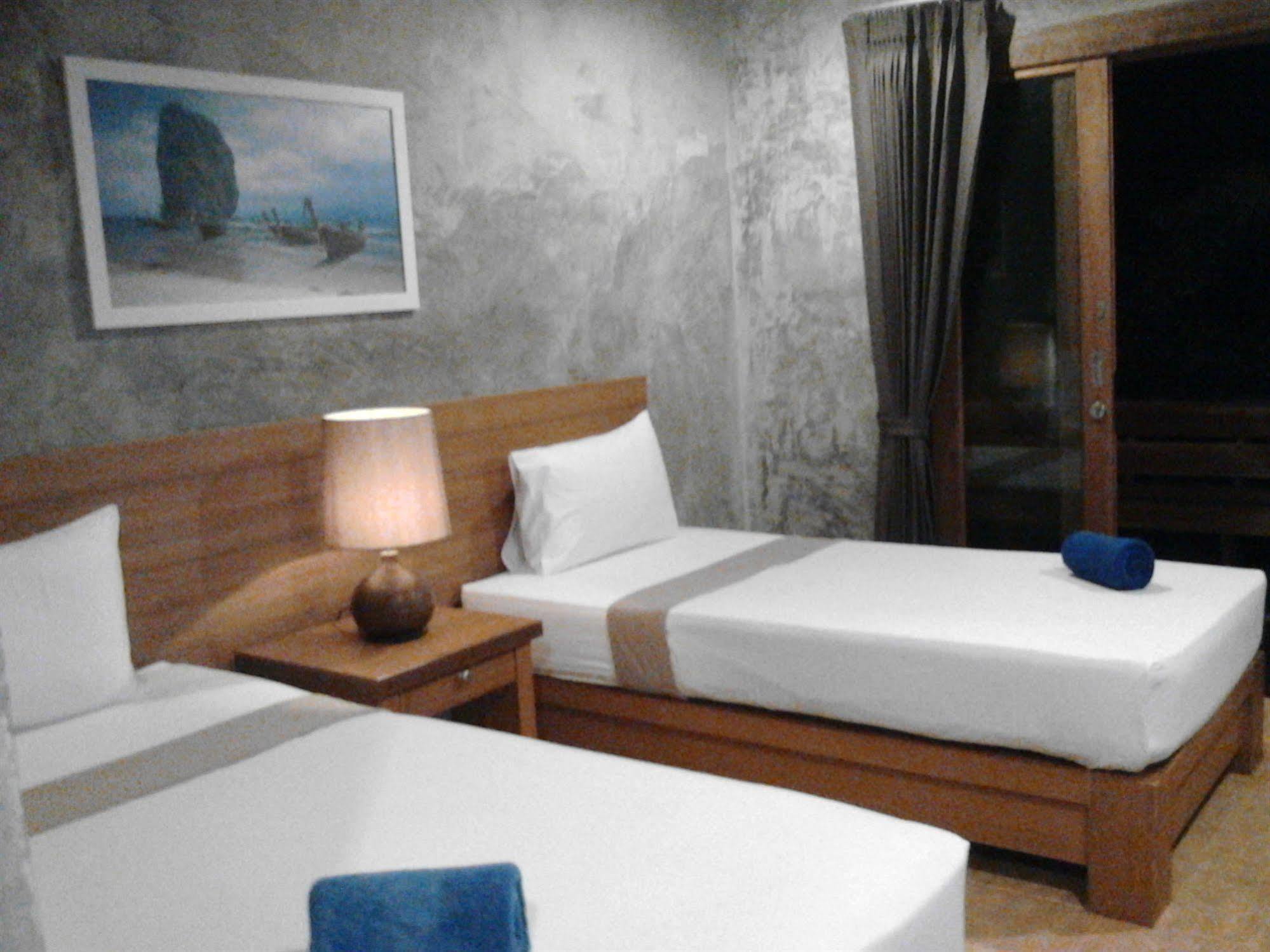 พะงัน ปาล์มบีช รีสอร์ต แอนด์ เรสเทอรองต์ Hotel เกาะพะงัน ภายนอก รูปภาพ